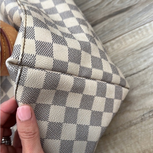 Authentic Louis Vuitton damier azur Backpack - Picture 5 of 11